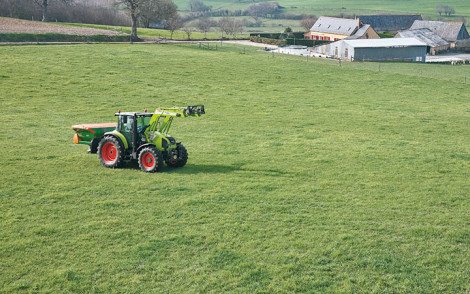 Prairies de graminées : quand déclencher le premier apport d'azote ?